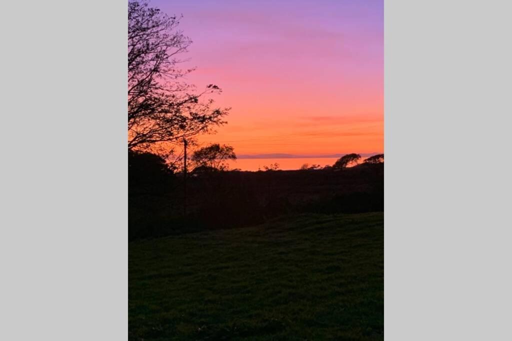 Lle Mary - Beautiful Views, Hot Tub, Secluded, Dog Welcome, Barmouth Llanddwywe Kültér fotó