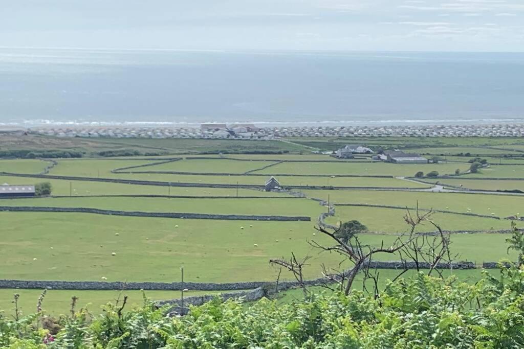Lle Mary - Beautiful Views, Hot Tub, Secluded, Dog Welcome, Barmouth Llanddwywe Kültér fotó